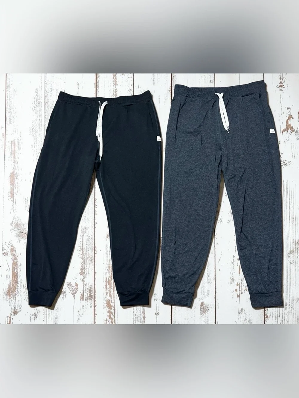 Vuori Performance Joggers Medium Gray Black Dream Knit Lot of 2 VW303 Athleisure - Picture 7 of 11